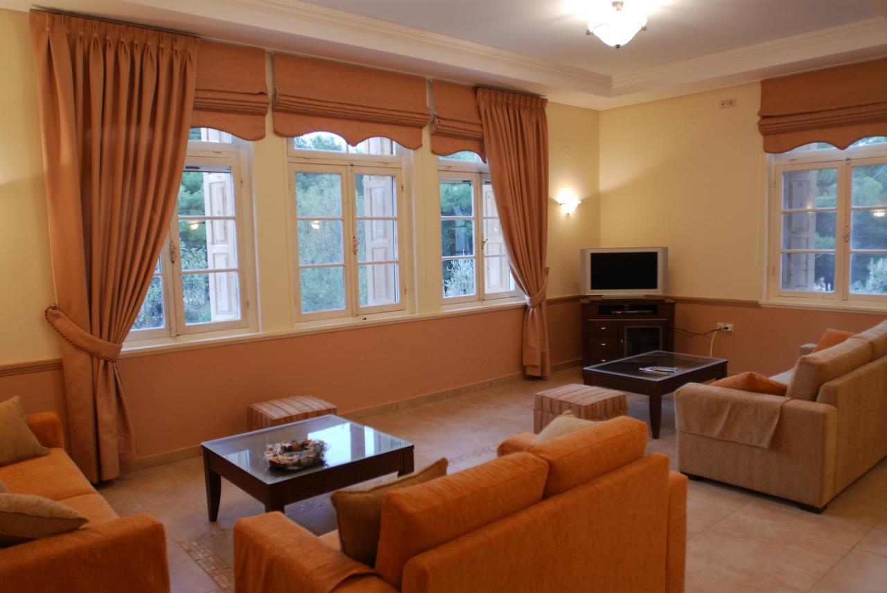 Hotel Oiti Loutra Ipatis Zewnętrze zdjęcie